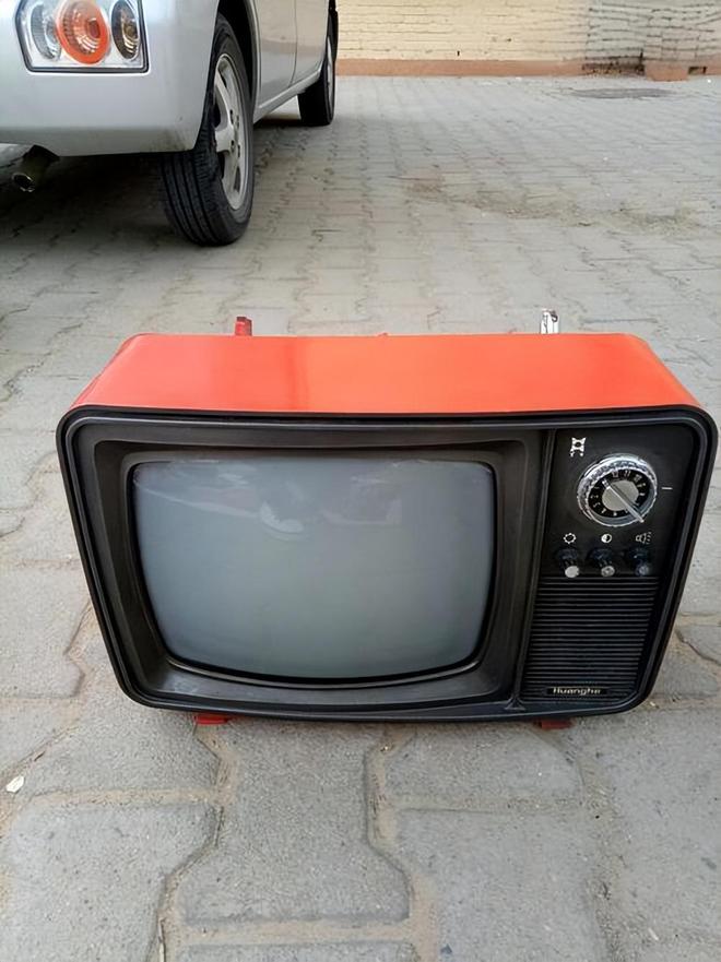 电器品牌 1燕舞收录机 2万燕 VCDk8凯发一触即发中国已消失的十个家用(图9)